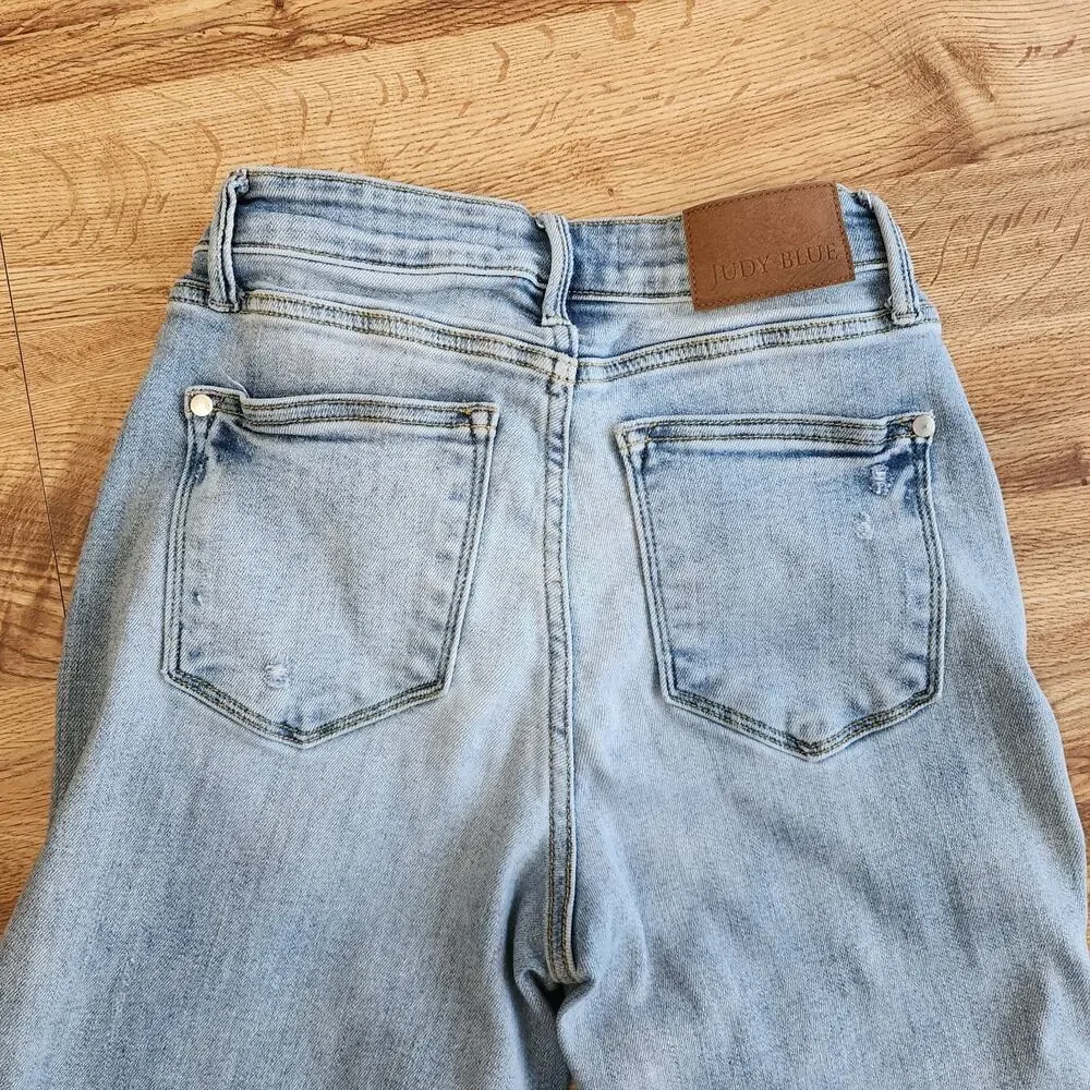 Judy Blue Straight Fit Jeans Women’s 3/26 High Rise Denim Raw Hem Distress - Picture 8 of 15